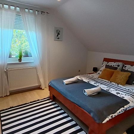 Zala Holiday Apartman เคสเท ภายนอก รูปภาพ