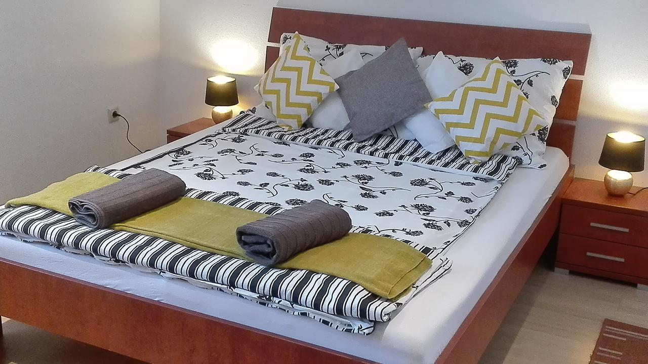 Zala Holiday Apartman เคสเท ภายนอก รูปภาพ